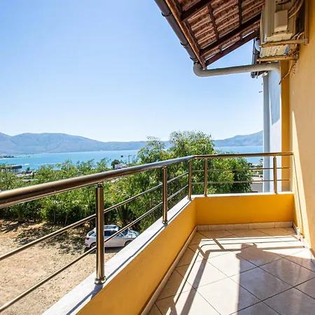 Radhima Sea View 5 - Kitchen, Parking & Balcony Lejlighed Vlorë